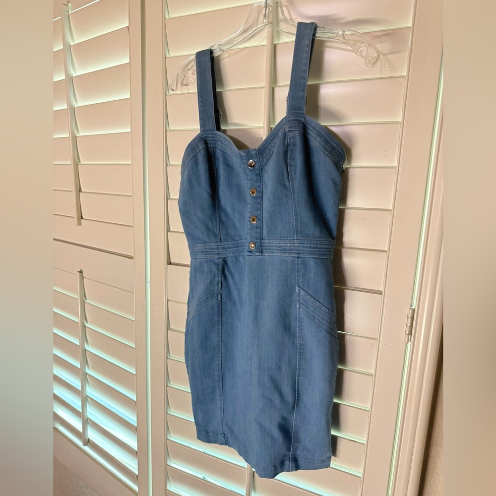 ✨3/$10 or 5/$15 NWT Blāshe Jean Mini Dress size medium